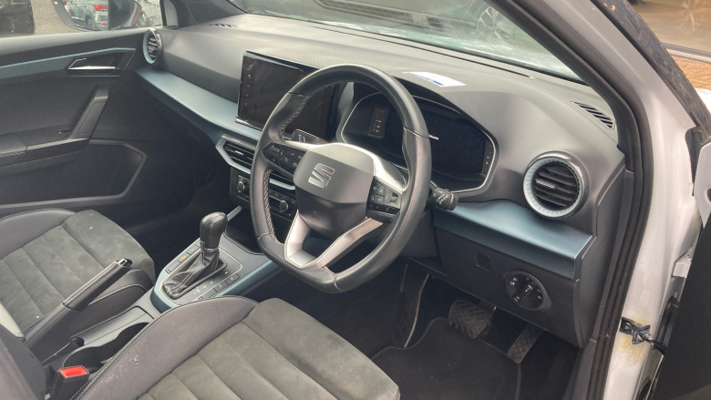 SEAT Arona 1.0 TSI 110 XPERIENCE Lux 5dr DSG Petrol Hatchback